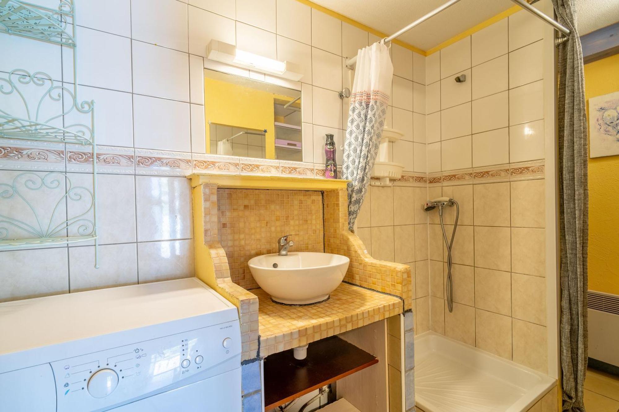 Maison Fleurynes Фльори Екстериор снимка